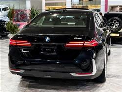 بي ام دبليو الفئة 5